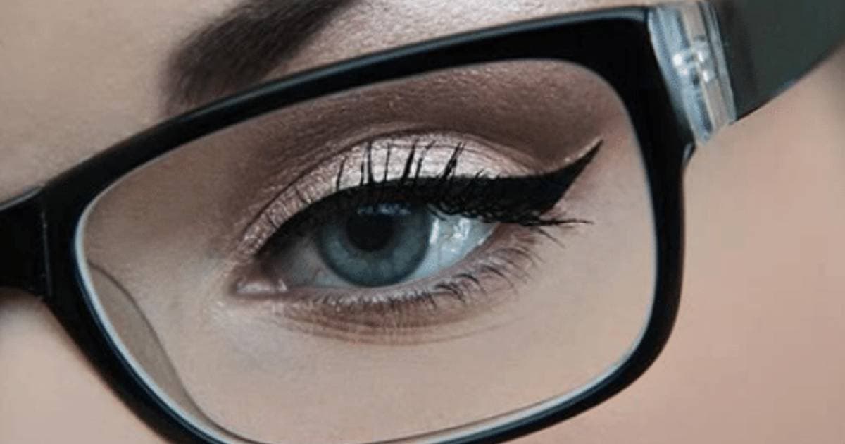 Conseils de maquillage pour les porteurs de lunettes